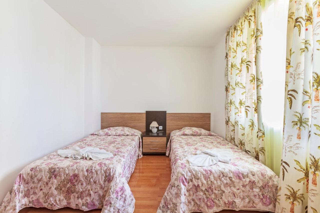 Guest Apartments Co Morenia Sunny Beach Exterior photo